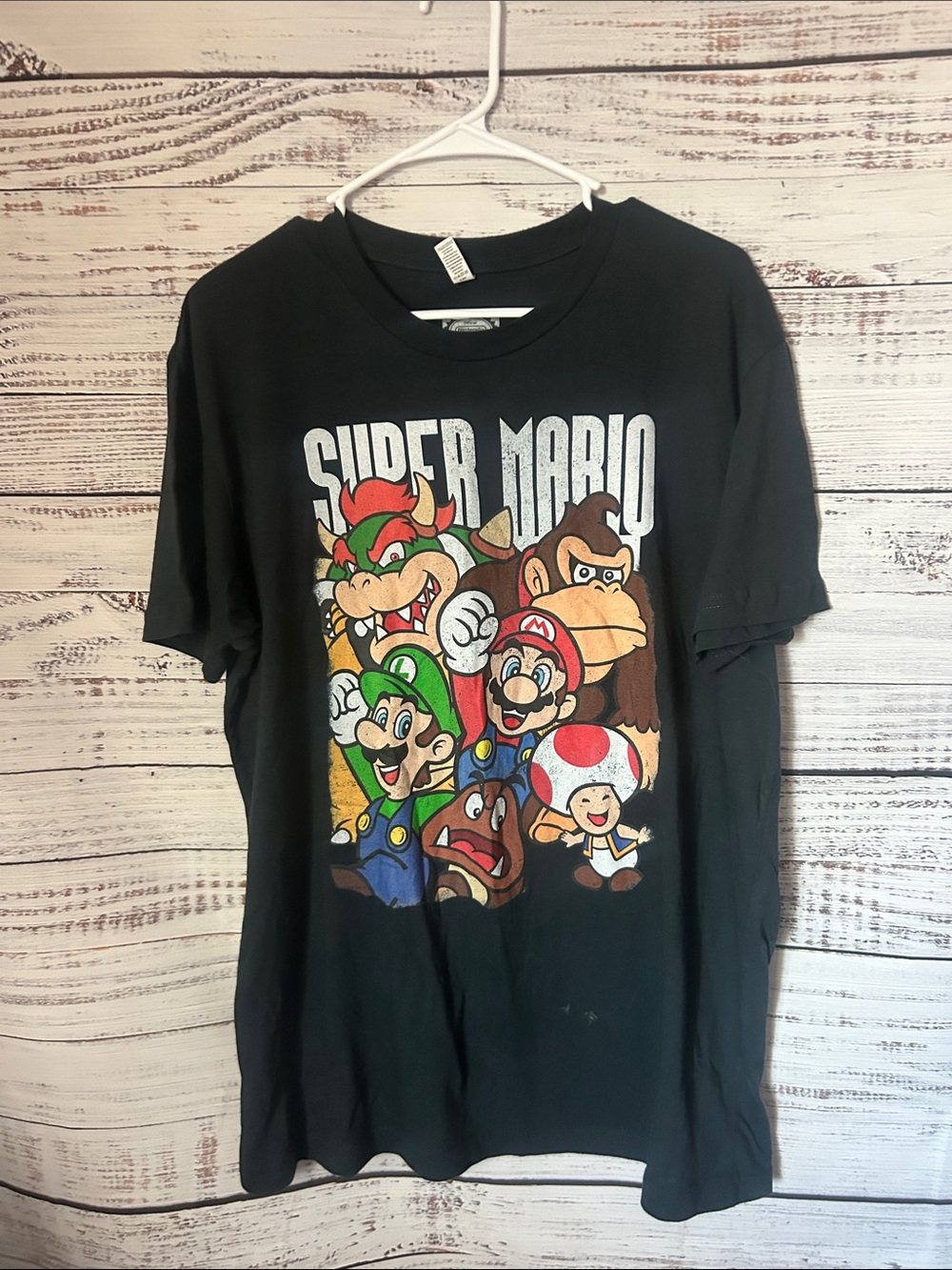 Nintendo Super Mario Black Tee size large